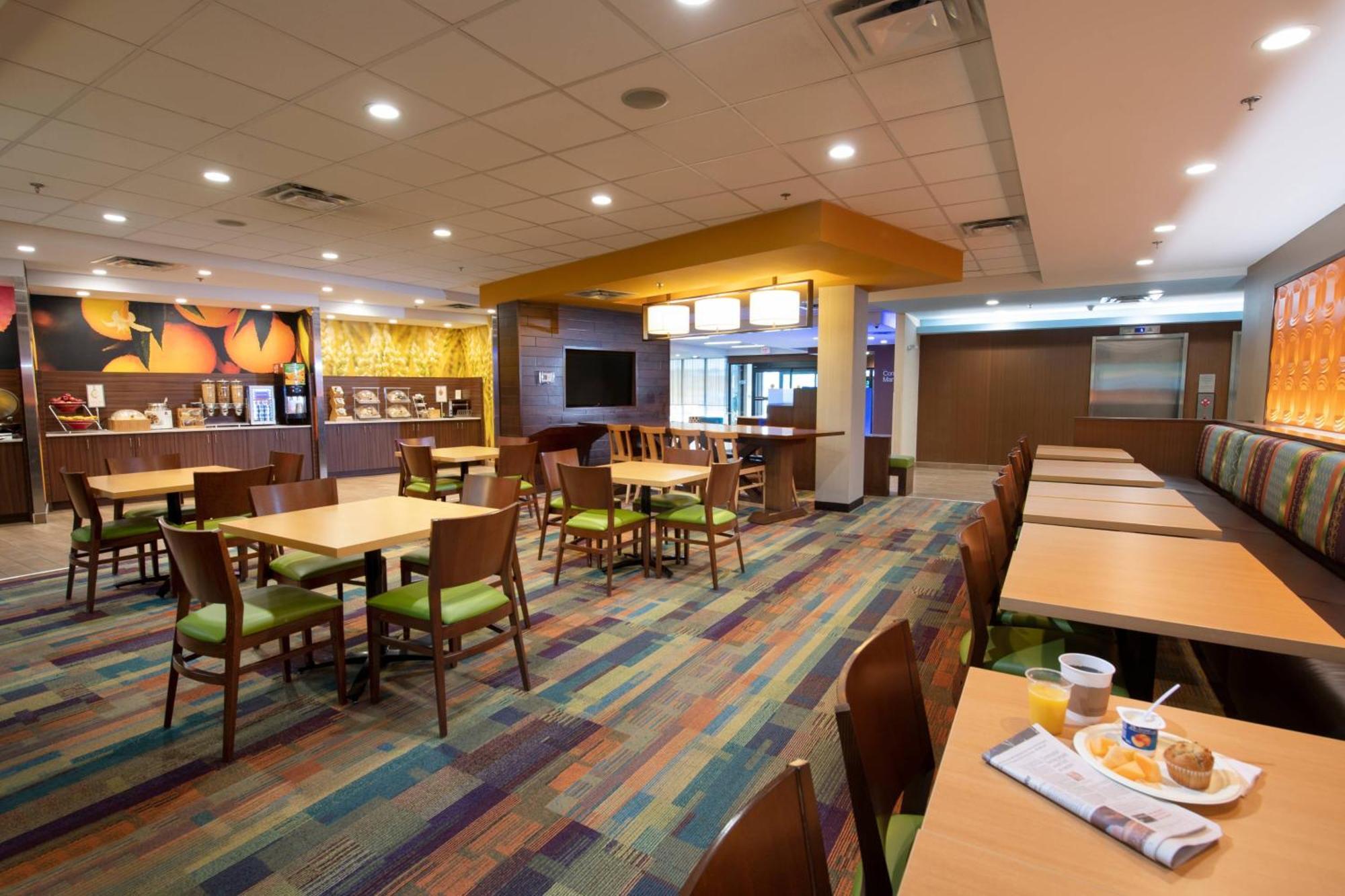 Fairfield Inn & Suites By Marriott Edmonton North Esterno foto